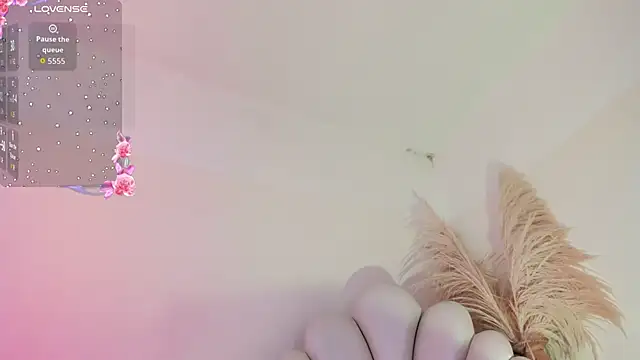 CarolineFyre webcam