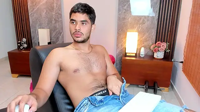 luciano_vitale (M young) - Oilbody all naked