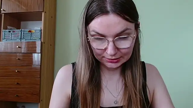 LooveELLYx webcam