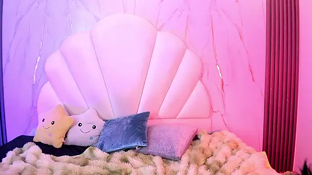 AliiceWonderland_ webcam