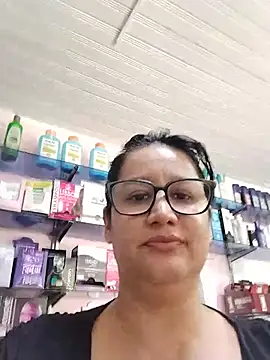 Watch keilymadam live on EroticFlix - High definition streams