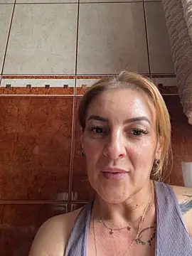 Hot-Milf4U webcam