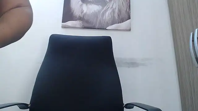 PervertPreggy live cam on StripChat