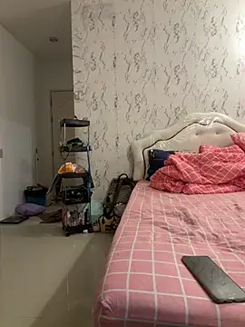 Ponthip webcam