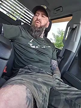 Beardedtattood webcam