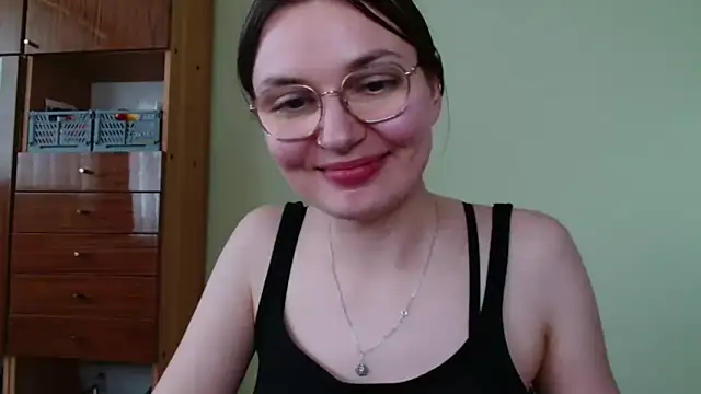 LooveELLYx webcam