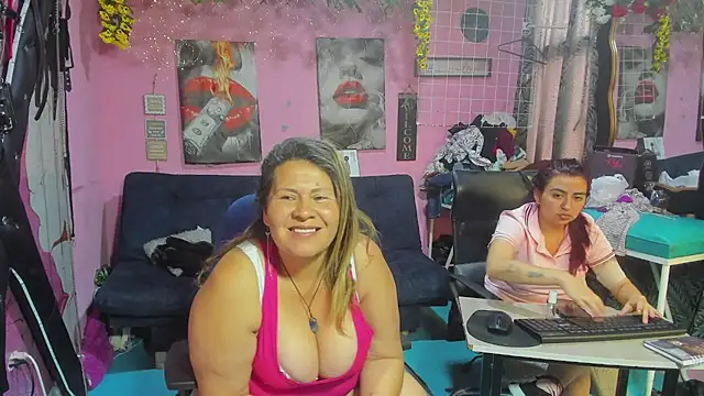 lesbiancuple webcam