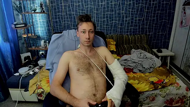 CuteBoy228 webcam