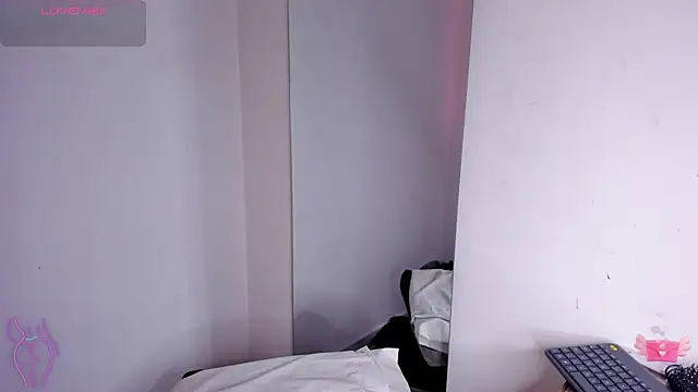 Viioleett_cum webcam