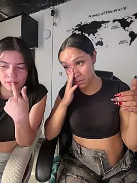 Isabella-Teen webcam