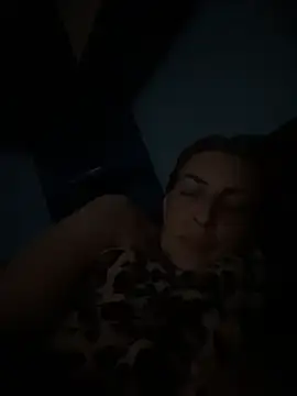 Hot-Milf4U webcam