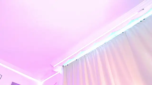 Anna_belly webcam