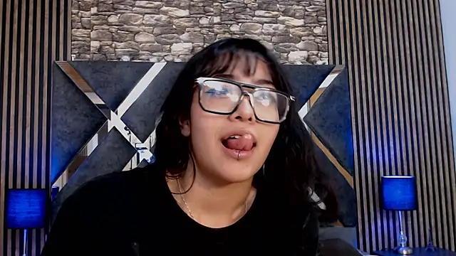 Amy_channel webcam