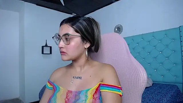 kathe-mills235 webcam