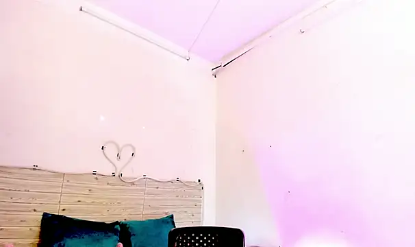 lilahSweet webcam