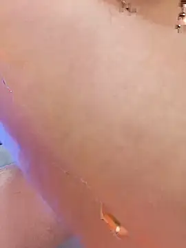 Hiroshi_Shen live cam on StripChat