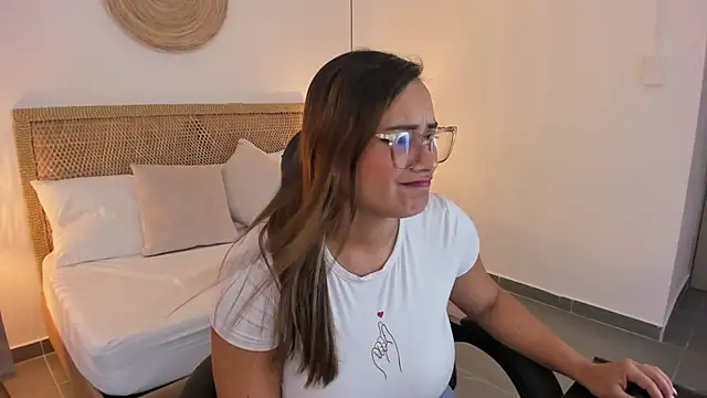zoe_danae_ webcam
