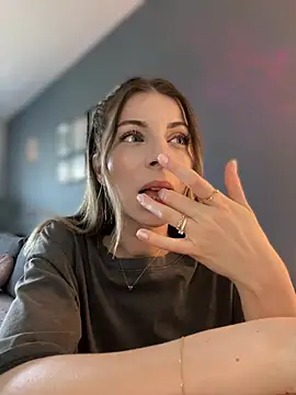 Mia_Ethan webcam