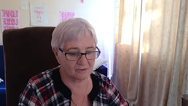Sandra_Snowflake webcam