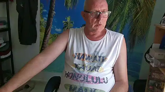Daddy_Tobias live cam on StripChat