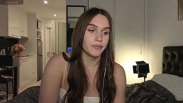 SophieTrner webcam