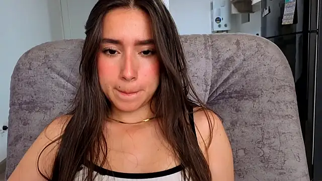 Adhara_Kitten webcam