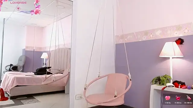 Lolagolden1 webcam