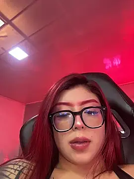 Red_Bunny_v webcam