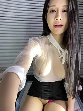 yiyi_3523 webcam