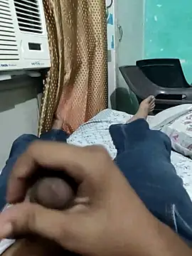 boobsloverjatt (M young) - M new here please show some love support
