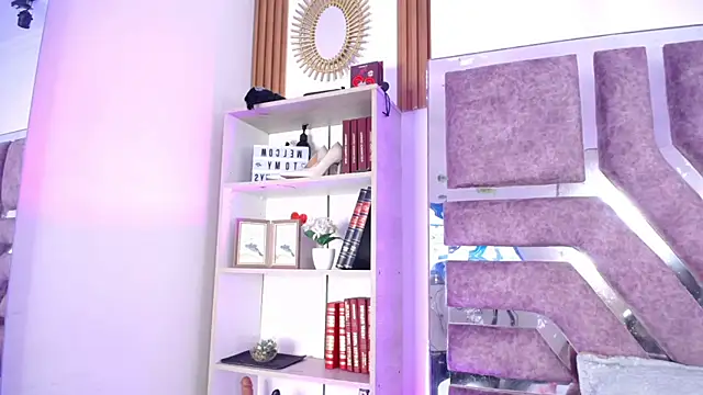 Violett_Gardenn webcam
