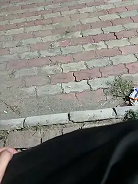 lalliii4 (M young) - Walking in public