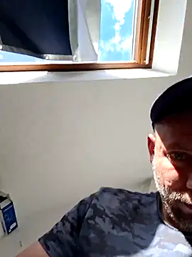 Percy_ohv live cam on StripChat