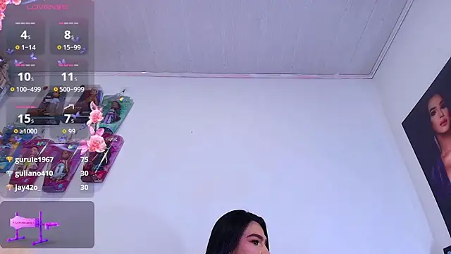 Mena - Trans webcam sex chat