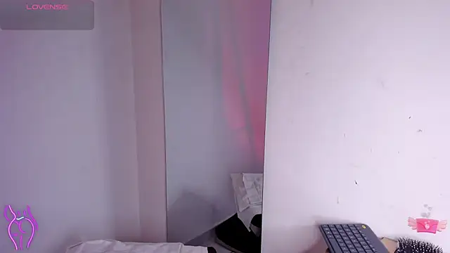 Viioleett_cum webcam