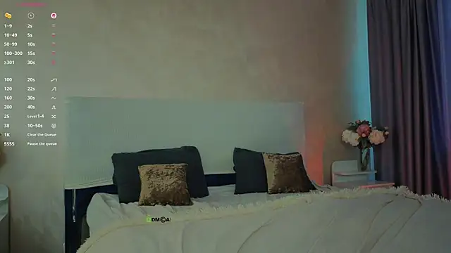 _sophielov webcam