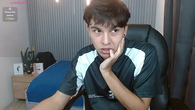 StiwenTwink webcam