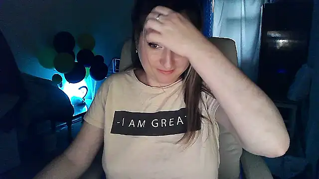 FoxyAnn12 webcam