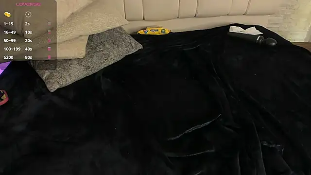 Lilyrousse_ webcam