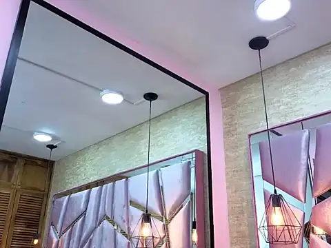 Emmily__Gold webcam