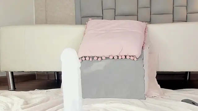 luna25__ webcam