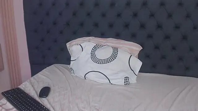 alexa___11 webcam