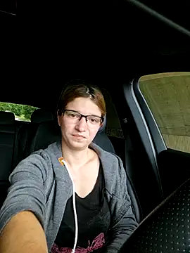 Mercedeswoman8 webcam