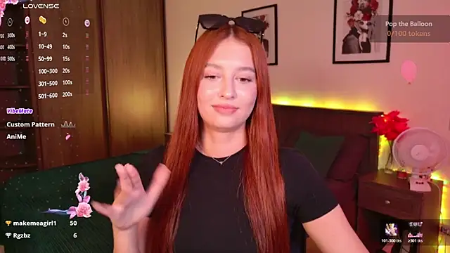 EleanorePeach webcam