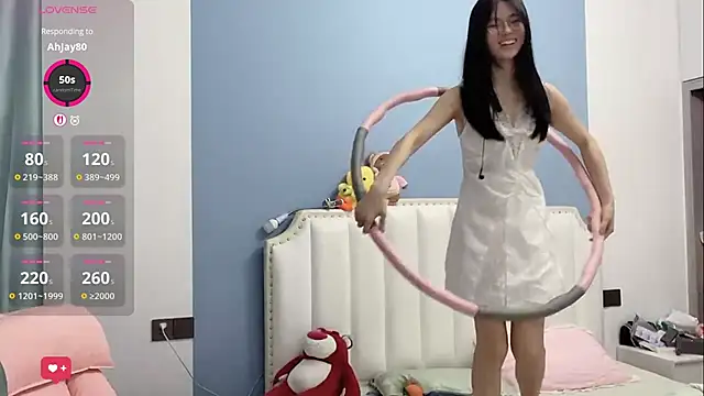 Luna-666 live cam on StripChat