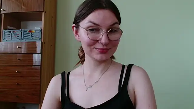 LooveELLYx webcam