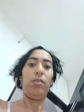 _Saraa- webcam