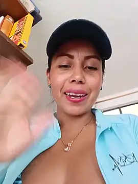 _andrea30 webcam