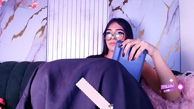 Mhiaa_Sweet webcam