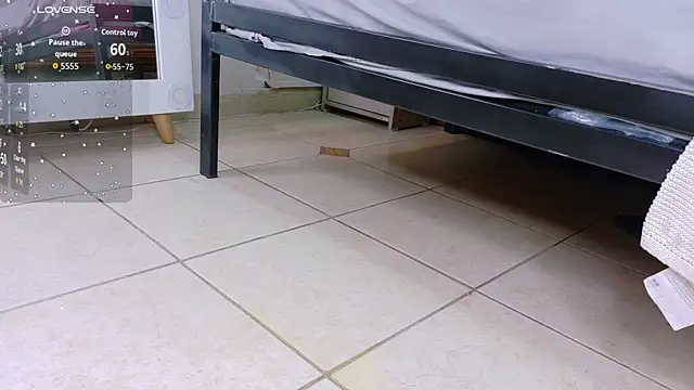 AnnieRouse__ webcam
